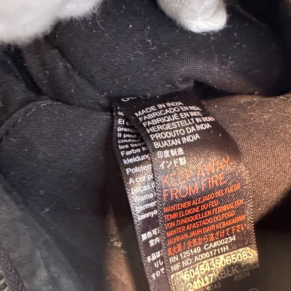 TOPSHOP Made in India Black Leather Floral Embroidered Chain Clutch - Picture 9 of 14